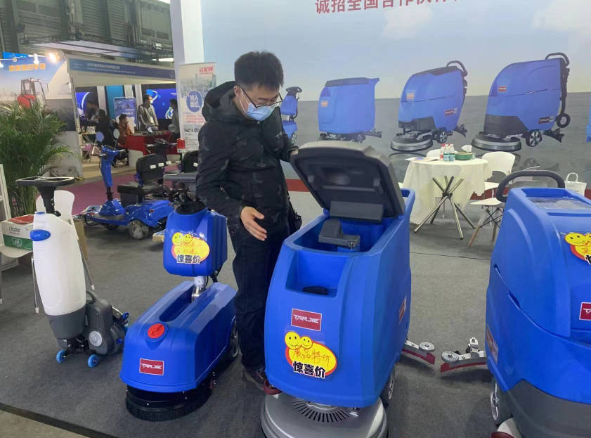 临沂坦洁洗地机公司致力于电动洗地机的生产、销售和服务百家